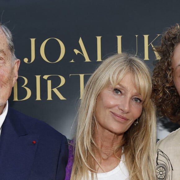 Exclusif - Jean-Claude Camus, le grand-père de Joalukas, Isabelle Camus, sa mère lors de la soirée d'anniversaire de Joalukas Noah, fils de Yannick Noah et Isabelle Camus, pour ses 18 ans à Paris le 10 juin 2022. © Cyril Moreau / Bestimage