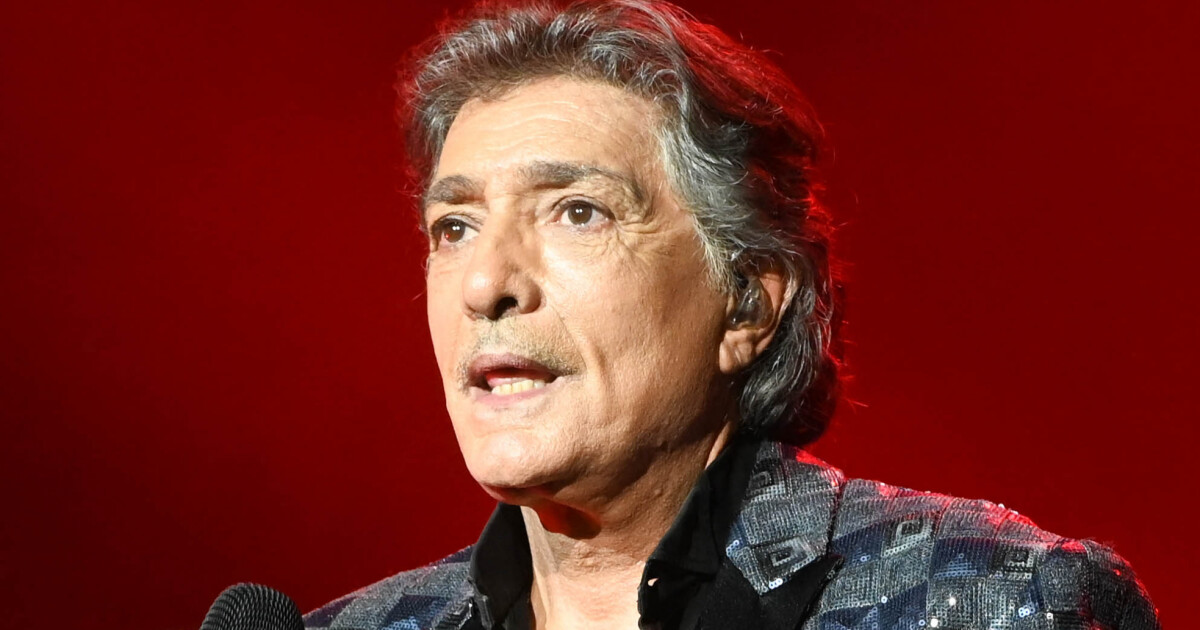 Maison de stars : Frédéric François vend sa luxueuse villa située à Antibes...  le chanteur obligé de brader son bien ? - Purepeople