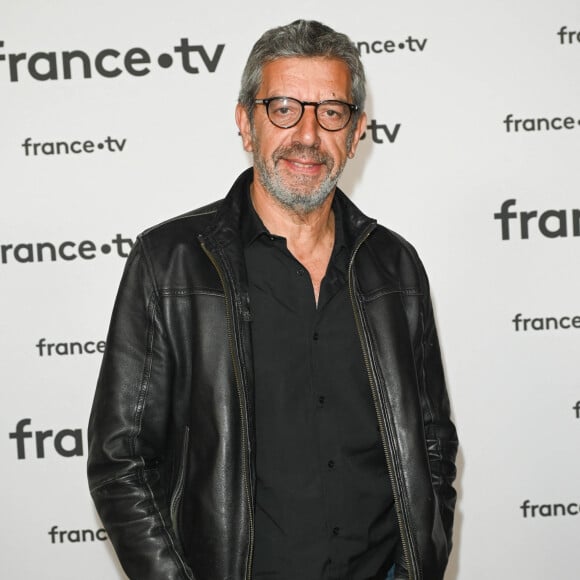 Une annonce choc !
Michel Cymes au photocall pour la conférence de presse de rentrée de France TV à la Grande Halle de la Villette à Paris, France. © Coadic Guirec/Bestimage