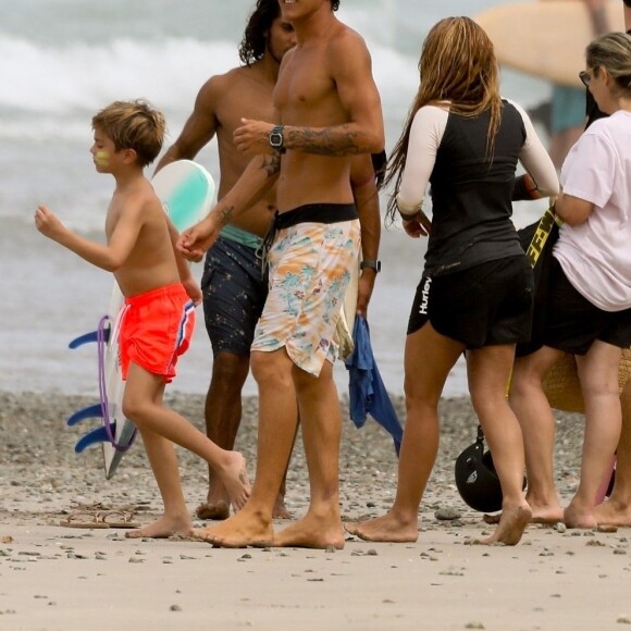 Exclusif - Shakira est en vacances avec ses enfants au Costa Rica.
