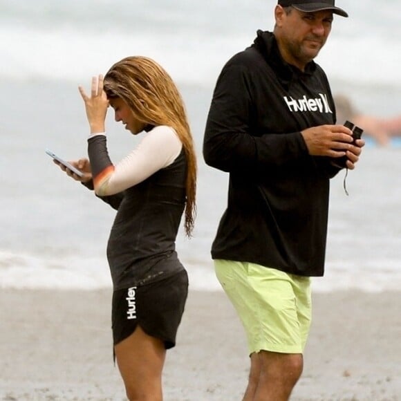 Exclusif - Shakira est en vacances avec ses enfants au Costa Rica.