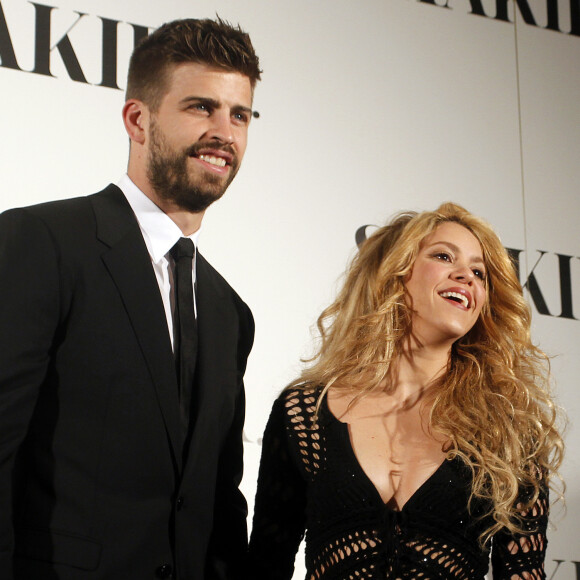 La chanteuse Shakira est venue présenter son nouvel album, le 10 ème intitulée Shakira, en présence de Gerard Piqué à Barcelone le 20 mars 2014