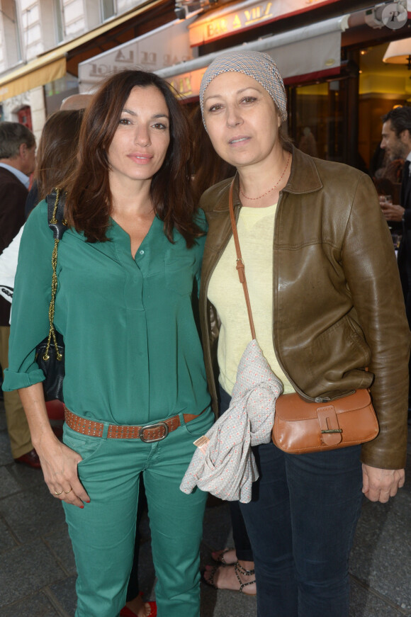 Des suites d'un cancer du sein
Archive - Valerie Benguigui et Aure Atika a la soiree d'inauguration de la boutique Stone, 60 rue des Saint Peres, a Paris, le 25 juin 2013.