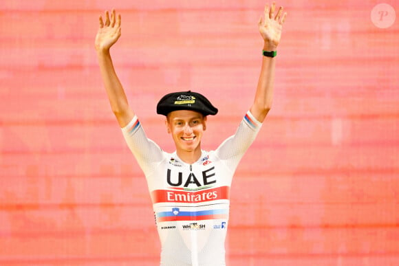 Malgré tout, il a trouvé la force de l'emporter lors de l'étape d'hier
 
Tadej Pogacar sur le Tour de France 2023.