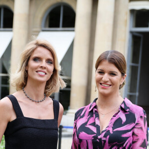 Exclusif - Sylvie Tellier et la secrétaire d'Etat, chargée de l'Économie sociale et solidaire et de la Vie associative, Marlène Schiappa - La présidente de l'association "Les Bonnes Fées", l'ancienne directrice générale d'un concours national de beauté et Miss France 2022, Sylvie Tellier décorée des l'insignes de chevalier de l'ordre national du Mérite par la secrétaire d'Etat, chargée de l'Économie sociale et solidaire et de la Vie associative dans les jardins de l'hôtel Matignon à Paris, France, le 26 juin 2023. C'est son investissement dans le milieu associatif qui vaut à l'ancienne directrice de miss France, cette distinction. Sylvie Tellier est co-fondatrice, avec plusieurs anciennes miss France, de l'association Les Bonnes fées, qui a pour objectif d'améliorer les conditions de vie des femmes à travers le financement de projets comme la création d'un lieu de détente dans les centres de cancérologie des hôpitaux ou des ateliers socio-esthétiques pour des femmes atteintes d'un cancer. © Dominique Jacovides/Bestimage