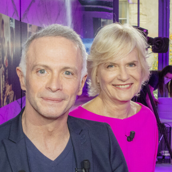 Exclusif - Samuel Etienne et Catherine Ceylac - Backstage de l'enregistrement de l'émission "Clique", présentée par M.Achour et diffusée en clair sur Canal + le 11 avril 2021 © Jack Tribeca / Bestimage