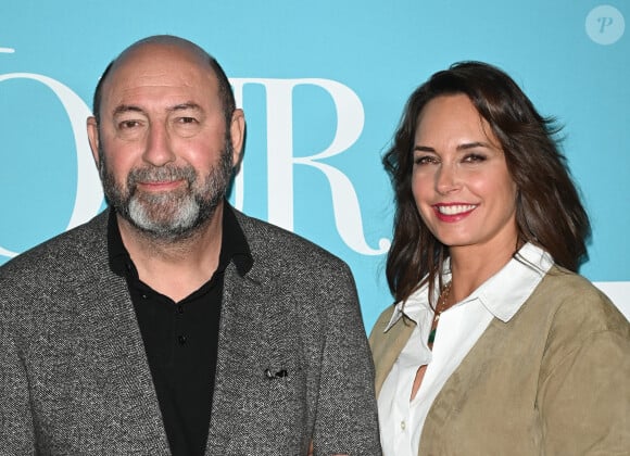 Kad Merad et sa femme Julia Vignali - Avant-première du film "La Vie pour de vrai" au cinéma Pathé Wepler à Paris le 18 avril 2023. © Coadic Guirec/Bestimage