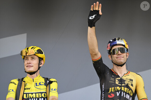 Son coéquipier Jonas Vingegaard a été interrogé sur cette rumeur et il a répondu.

Wout van Aert et Jonas Vingegaard de l'équipe Jumbo-Visma sur le Tour de France 2023. © PhotoNews/Panoramic/Bestimage