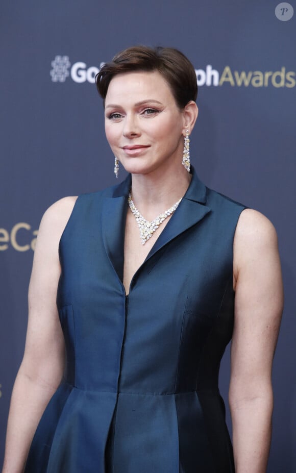 Elle a pu saluer chaque sportif lors d'une réception organisée dans les jardins du Palais princier, pour leur insuffler forcer et courage.
La princesse Charlene de Monaco - Photocall de la cérémonie de clôture du 62ème festival de télévision de Monte-Carlo le 20 juin 2023. © Denis Guignebourg / Bestimage