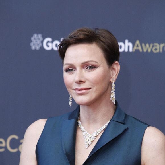 Elle a pu saluer chaque sportif lors d'une réception organisée dans les jardins du Palais princier, pour leur insuffler forcer et courage.
La princesse Charlene de Monaco - Photocall de la cérémonie de clôture du 62ème festival de télévision de Monte-Carlo le 20 juin 2023. © Denis Guignebourg / Bestimage