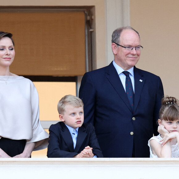 Le prince Albert II de Monaco, la princesse Charlene et leurs enfants, le prince héréditaire Jacques et la princesse Gabriella durant la célébration de la traditionnelle fête de la Saint Jean à Monaco le 23 juin 2023. © Claudia Albuquerque / Bestimage