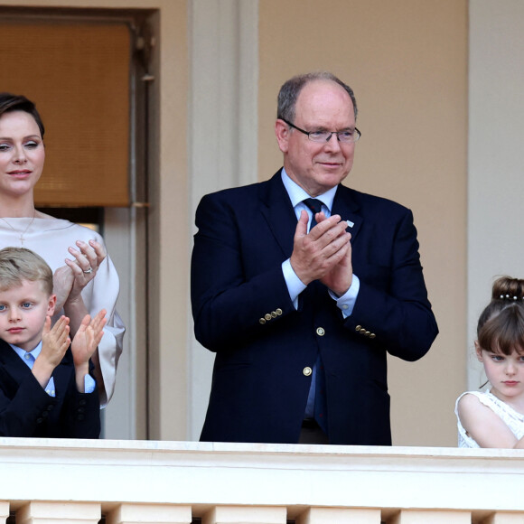 Le prince Albert II de Monaco, la princesse Charlene et leurs enfants, le prince héréditaire Jacques et la princesse Gabriella durant la célébration de la traditionnelle fête de la Saint Jean à Monaco le 23 juin 2023. © Claudia Albuquerque / Bestimage