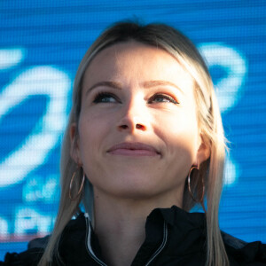 "Ça donne des migraines, c'est vrai, mais j'aime ce que je fais", conclut Marion Rousse
 
Marion Rousse - Prologue du Tour de Provence 2022 à Berre-l'Etang, le 10 février 2022.