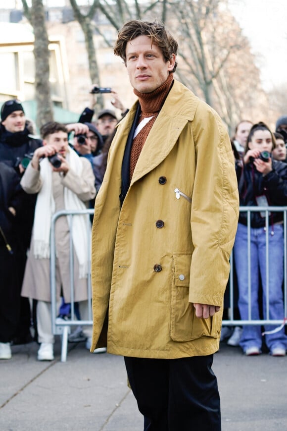 James Norton - Arrivées au défilé Hermès "Collection Homme Prêt-à-Porter Automne-Hiver 2023/2024" lors de la fashion week de Paris (PFW), le 21 janvier 2023. 