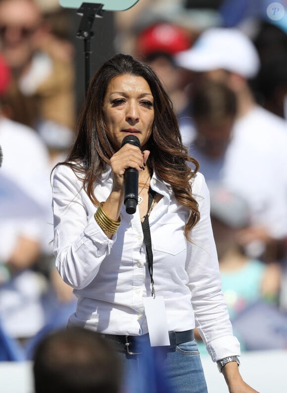 Sabrina Agresti-Roubache lors du meeting d'Emmanuel Macron, président de la République Française, candidat de La République En Marche (LREM) en lice pour le deuxième tour de l'élection présidentielle, dans le quartier du Pharo à Marseille, le 16 avril 2022. © Dominique Jacovides/Bestimage 