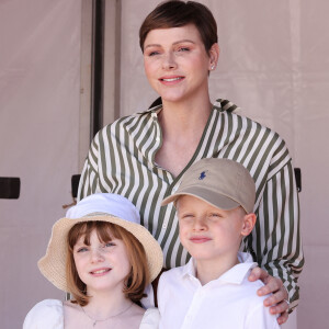 La princesse Charlene de Monaco, La princesse Gabriella de Monaco, comtesse de Carladès, Le prince Jacques de Monaco, marquis des Baux - 4ème rencontre des sites historiques Grimaldi sur la place du palais Princier à Monaco le 10 juin 2023. © Claudia Albuquerque / Bestimage 