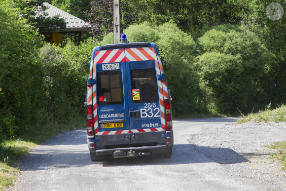 The gendarmerie company which carried out the search mission resumes the road to their barracks, about fifty mobile gendarmes from Gap sift through \"1.8 km of road\" and \"a strip of about 10 meters\", France on July 13, 2023. Disappearance at Vernet in the Alpes de Haute-Provence of little Emile aged two and a half. Photo by Thibaut Durand/ABACAPRESS.COM 