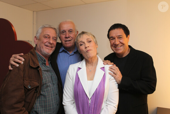 Simone Hérault (voix de la SNCF), avec Patrick Poivey (voix de Bruce Willis), Philippe Peythieu (voix de Homer Simpson) et Jacques Balutin - Exclusif - Enregistrement de l'émission "Vendredi sur un plateau".