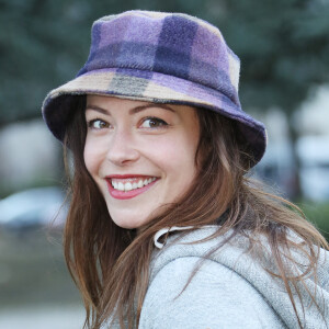 Photocall avec Dounia Coesens de la série "La doc et le véto" lors de la 25ème Edition du Festival TV de Luchon. Le 4 février 2023 © Patrick Bernard / Bestimage