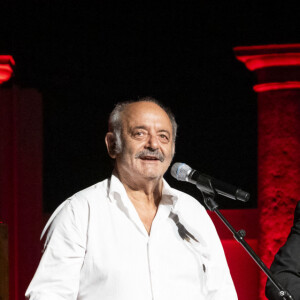 Exclusif - Louis Chedid et Yvan Cassar sur la scène du festival "Les Nuits Classiques" à Ramatuelle. Le 27 juillet 2023 © Cyril Bruneau / Festival de Ramatuelle / Bestimage