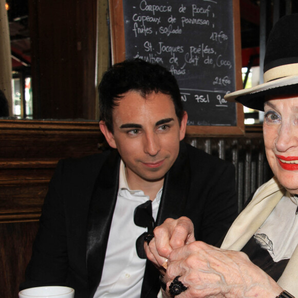 Geneviève de Fontenay est morte à l'âge de 90 ans, comme son fils Xavier l'a annoncé à TF1-LCI le 2 août 2023.
Exclusif - Jordan de Luxe et Geneviève de Fontenay - Déjeuner à la brasserie Les Fontaines à Paris. Le 9 juillet 2020 © Baldini / Bestimage