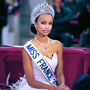 Miss France 2000 - Sonia Rolland - Emission de télévision - Vivement Dimanche.