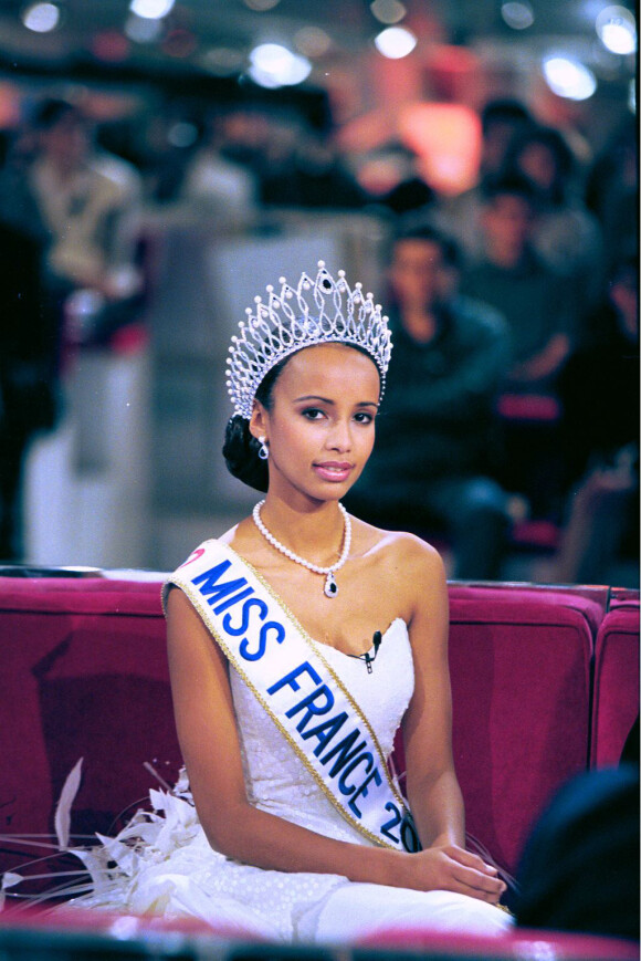 Miss France 2000 - Sonia Rolland - Emission de télévision - Vivement Dimanche.
