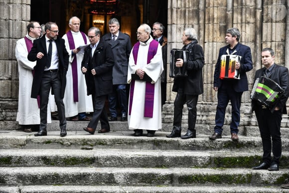 Luc Leblanc, Bernard Hinault - Obsèques de Raymond Poulidor en l'église de Saint-Léonard-de-Noblat. Le 19 novembre 2019 © Thierry Breton / Panoramic / Bestimage 