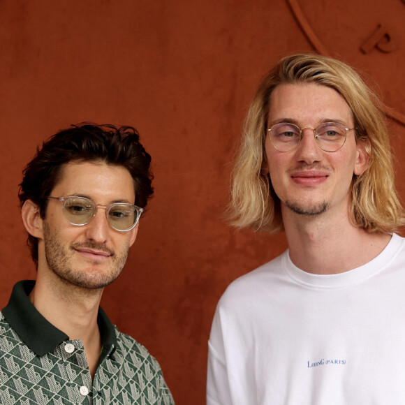 Pierre Niney, Paul Mirabel au village lors des Internationaux de France de tennis de Roland Garros 2023, à Paris, France, le 11 juin 2023. © Jacovides-Moreau/Bestimage