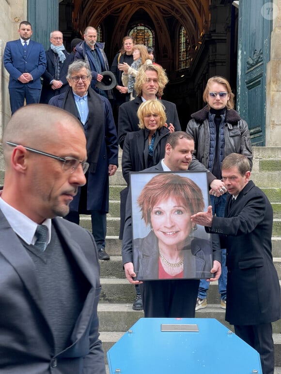 Ses obsèques ont eu lieu le 31 mars en l'église Saint-Roch à Paris.
Sorties des obsèques de Marion Game en l'église Saint Roch à Paris, France, le 31 mars 2023. © Christophe Clovis/Bestimage 