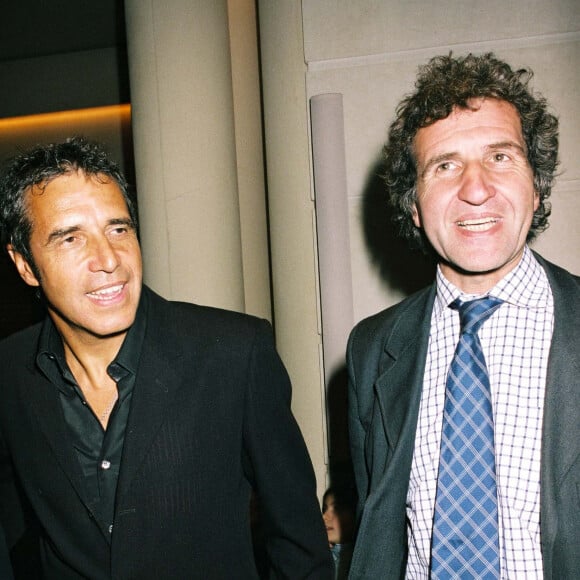 Il avait pour demi-frère le chanteur Julien Clerc
Gérard Leclerc et son frère Julien Clerc à Paris