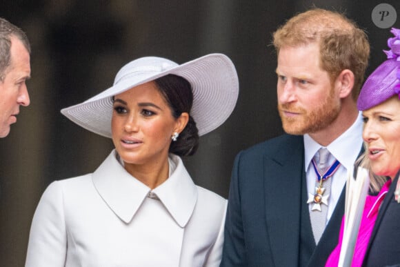 La calvitie est en tout cas un problème de famille.
Le prince Harry, duc de Sussex, et Meghan Markle, duchesse de Sussex - Les membres de la famille royale et les invités lors de la messe célébrée à la cathédrale Saint-Paul de Londres, dans le cadre du jubilé de platine (70 ans de règne) de la reine Elisabeth II d'Angleterre. Londres, le 3 juin 2022. 