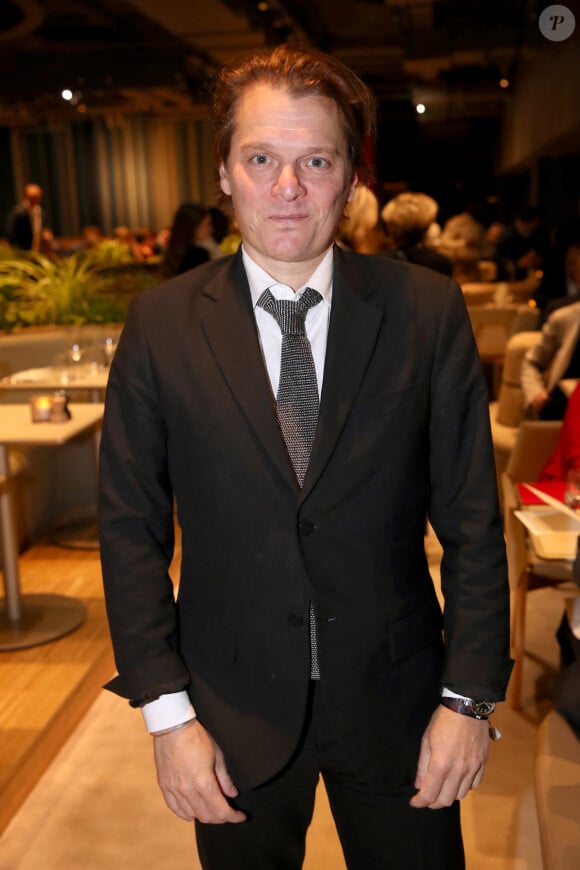 "Bonne fin d'été", a acrit le chanteur en légende de sa jolie photo
Exclusif - Bénabar - Cocktail pour l'inauguration de la Brasserie " Madame Brasserie " au 1er étage de La Tour Eiffel à Paris. Le 22 Septembre 2022. © Bertrand Rindoff Petroff-Giancarlo Gorassini / Bestimage