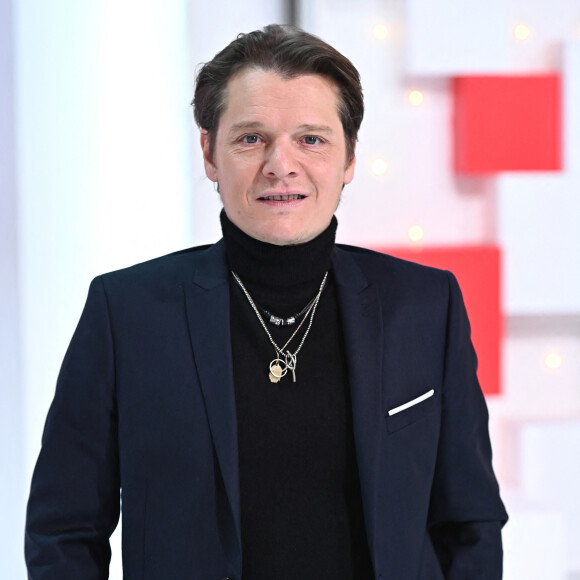 Exclusif - Benabar - Enregistrement de l'émission "Vivement Dimanche" présentée par M.Drucker et diffusée le 30 janvier sur France 2. Le 21 janvier 2022 © Guillaume Gaffiot / Bestimage 