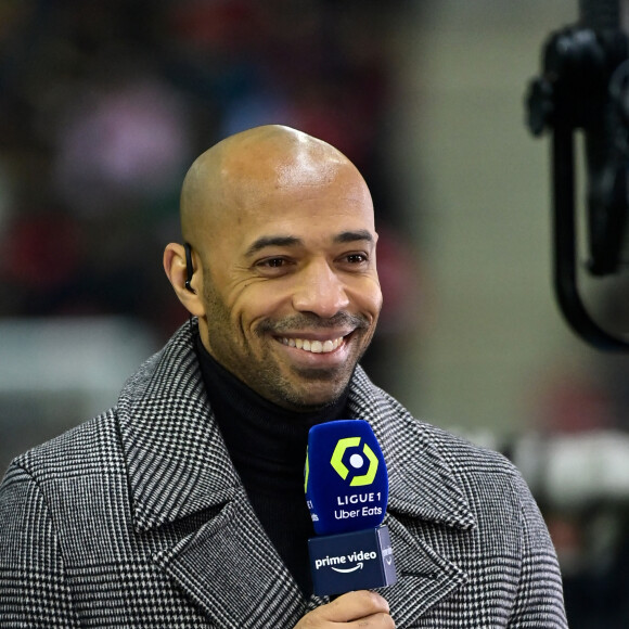 Pour ce faire, Thierry Henry va bénéficier d'un salaire de 40 000 euros bruts par mois

Thierry Henry - Match de championnat de Ligue 1 Uber Eats opposant Reims à l'Olympique de Marseille (1-2) à Reims le 19 mars 2023.