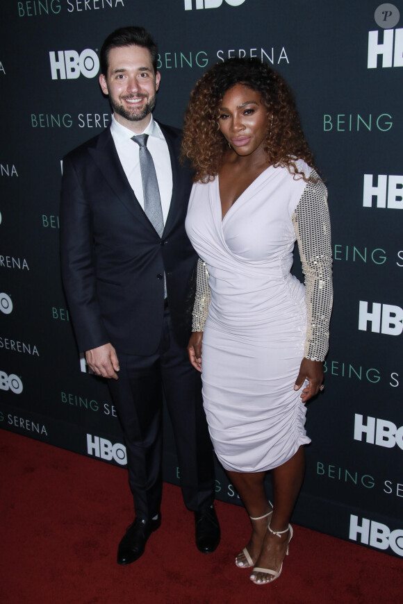 Serena Williams et son mari Alexis Ohanian à la première du documentaire 'Being Serena' à New York, le 25 avril 2018 