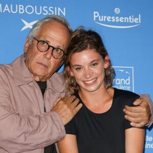 Fabrice Luchini (présente le film d'ouverture "La Petite") et Mara Taquin - Photocall de la cérémonie d'ouverture du 16ème festival du film francophone (FFA) de Angoulême le 22 août 2023.