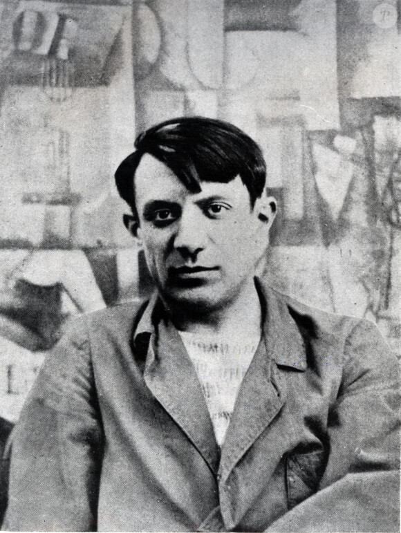 Le peintre, sculpteur et lithographe espagnol Pablo Picasso pose. 1912. © Mondadori Portfolio/Zuma Press/Bestimage