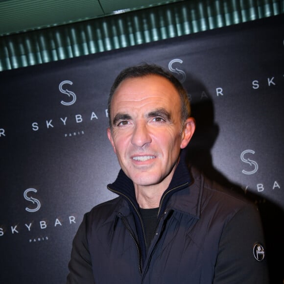 Il n'a toutefois pas contribué à son lancement. 
Exclusif - Nikos Aliagas à la Winter Party au rooftop Skybar Paris à l'hôtel Pullman Montparnasse à Paris le 6 décembre 2022. © Rachid Bellak / Bestimage