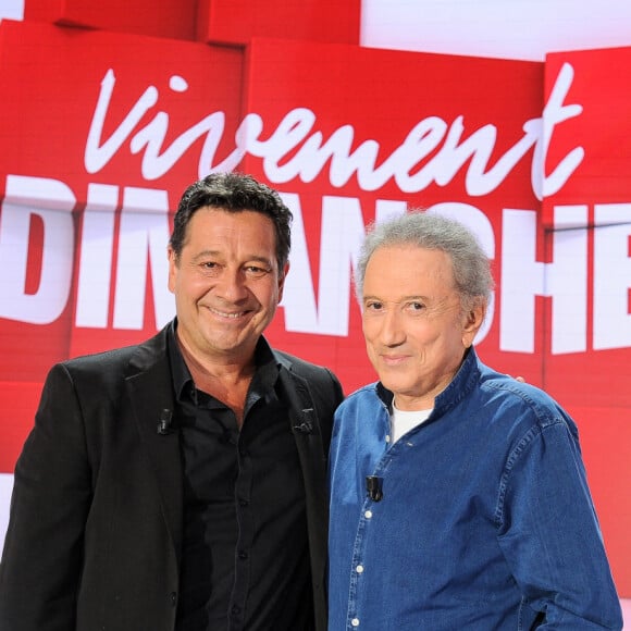 Elle est née pendant la pandémie de covid-19
Exclusif - Laurent Gerra et Michel Drucker - Enregistrement de l'émission Vivement Dimanche au Studio Gabriel à Paris ; diffusée le 27 août 2023. © Guillaume Gaffiot / Bestimage 