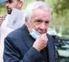 Michel Sardou arrive dans les studios de l'émission de télévision "C à vous" à Paris, France, le 30 août 2021. © Panoramic/Bestimage 