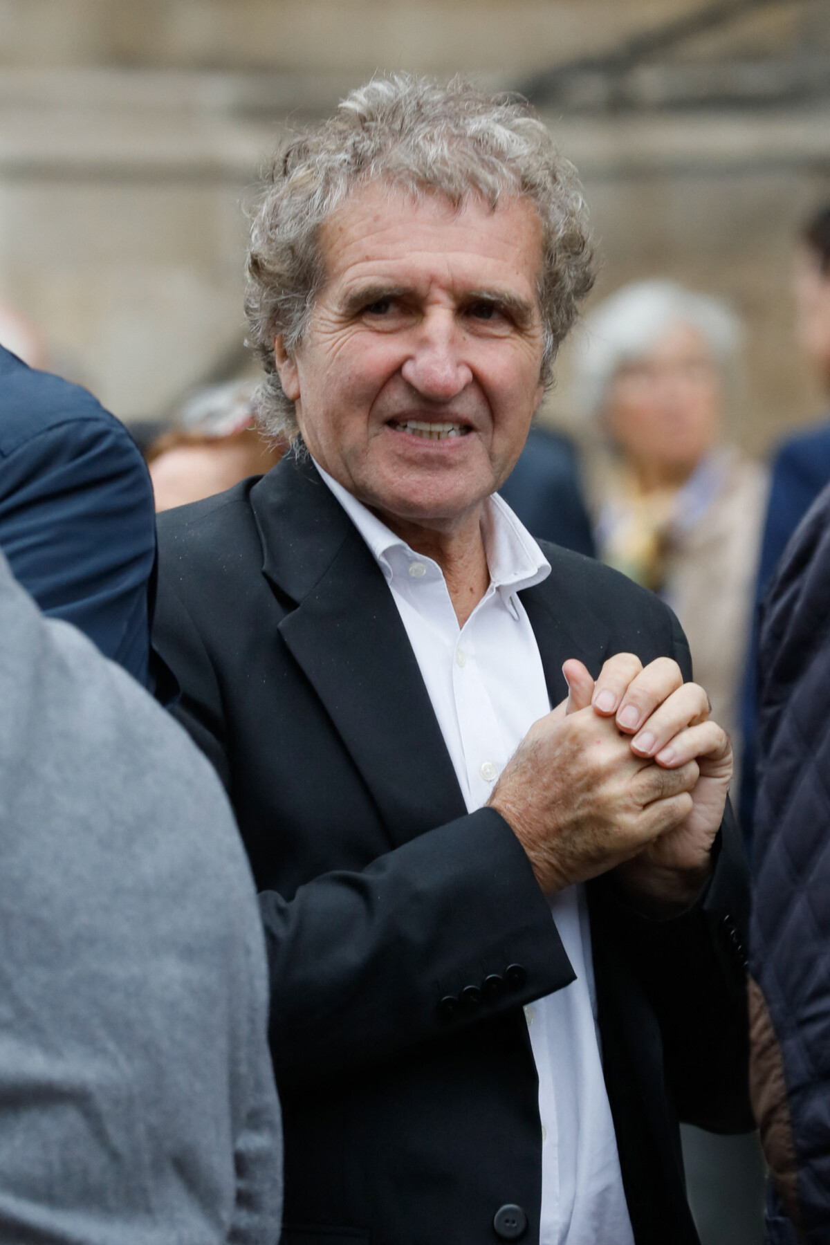 photo-g-rard-leclerc-la-sortie-des-obs-ques-d-emmanuel-de-la-taille