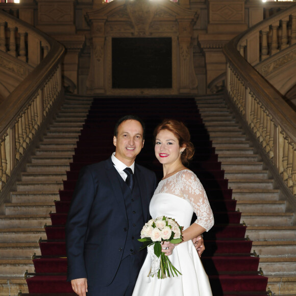 Exclusif - Emilie Dequenne et son époux Michel Ferracci - Mariage de Michel Ferracci et Emilie Dequenne à la mairie du 10ème arrondissement, le samedi 11 octobre 2014 à Paris.