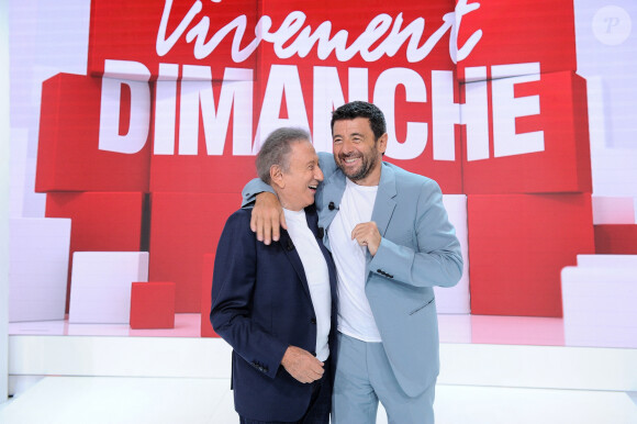 Exclusif - Michel Drucker et Patrick Bruel - Enregistrement de l'émission de rentrée "Vivement Dimanche" présentée par M. Drucket et qui sera diffusée le 3 septembre 2023 sur France 3 au Studio Gabriel à Paris le 28 aout 2023. © Guillaume Gaffiot/Bestimage