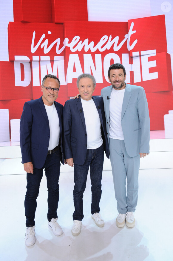 Exclusif - Emmanuel Chaunu, Michel Drucker et Patrick Bruel - Enregistrement de l'émission de rentrée "Vivement Dimanche" présentée par M. Drucket et qui sera diffusée le 3 septembre 2023 sur France 3 au Studio Gabriel à Paris le 28 aout 2023. © Guillaume Gaffiot/Bestimage