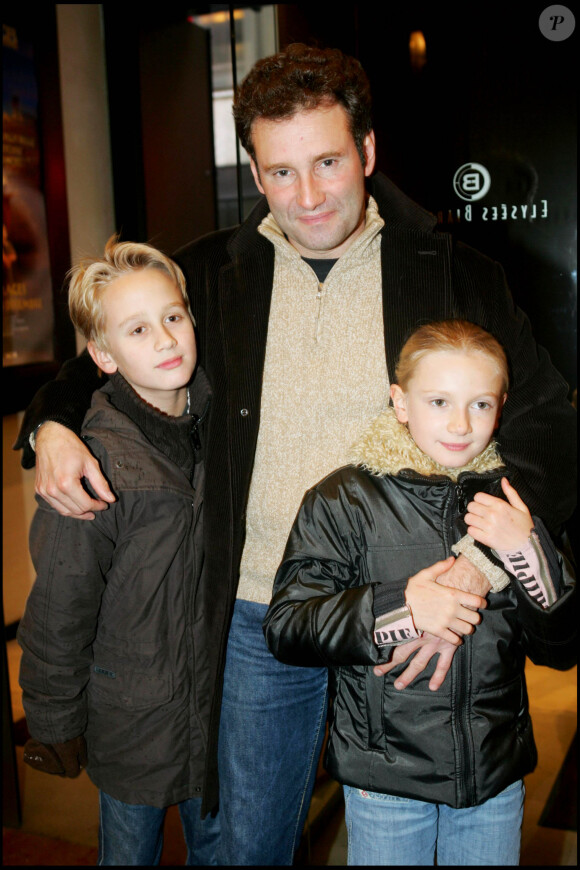 Pierre Sled et ses enfants Nicolas et Valentine - Avant-première des "Rois Mages" à l'Elysée Biarritz.