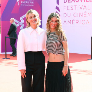 Judith Godrèche et sa fille Tess Barthélemy à la première de la série "Icon of French Cinema" lors du 49ème Festival du Cinema Americain de Deauville, France, le 2 septembre 2023. © Denis Guignebourg/BestImage 