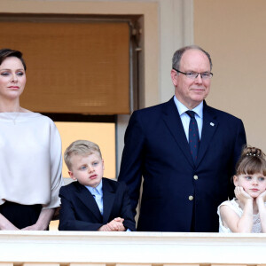 Le prince Albert II de Monaco, la princesse Charlene et leurs enfants, le prince héréditaire Jacques et la princesse Gabriella durant la célébration de la traditionnelle fête de la Saint Jean à Monaco le 23 juin 2023. © Claudia Albuquerque / Bestimage 