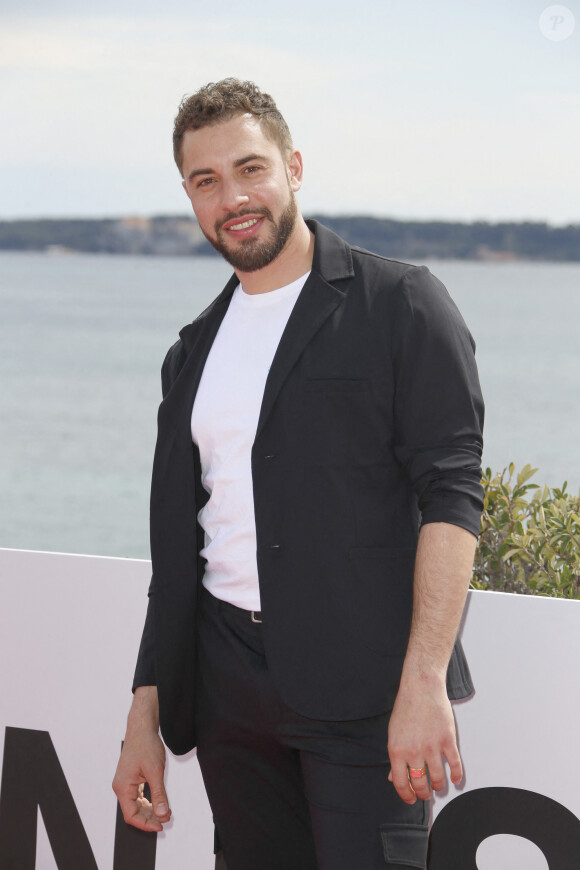 Marwan Berreni de PLUS BELLE LA VIE CANNESERIES SAISON 5 au Palais des Festivals et des Congrès de Cannes, samedi 2 avril 2022. © Christophe Aubert via Bestimage