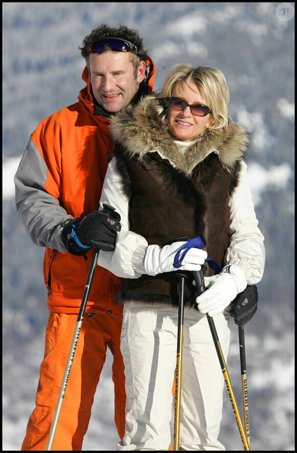 Archive - Pierre Sled et Sophie Davant à Courchevel. © Guillaume Gaffiot/Bestimage